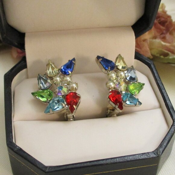 Vintage B DAVID Crystal Rhinestone Pearl Clip Earrings ~ Designer Earrings - Picture 4 of 11